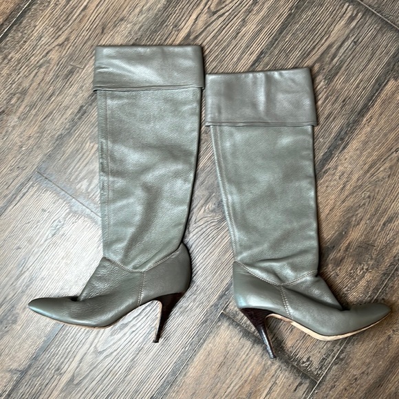ALDO TAUPE KNEE HEIGHT HIGH HEELED BOOTS SIZE 9 - Picture 1 of 7